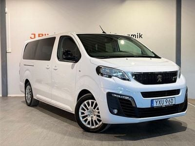 Vit Begagnad 2023 Peugeot e-Traveller Business-Line Minibuss | 439 900 kr