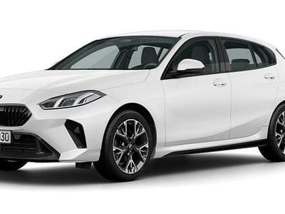 Vit Begagnad 2025 BMW 120 Shadowline Halvkombi | 364 700 kr (Bra pris)