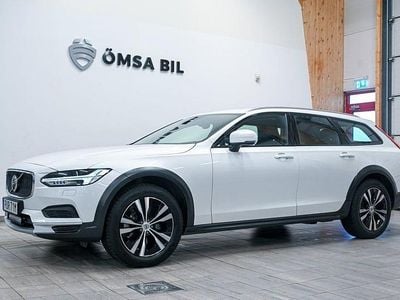 Begagnad Volvo V90 CC 197 HK (144 kW) 2023 Vit Kombi