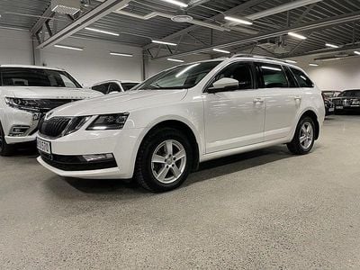 Begagnad Skoda Octavia Ambition 150 HK (110 kW) 2018 Vit Kombi