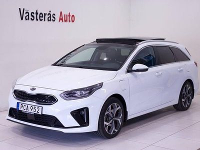 Vit Begagnad 2021 Kia Ceed Sportswagon Kombi | 210 000 kr