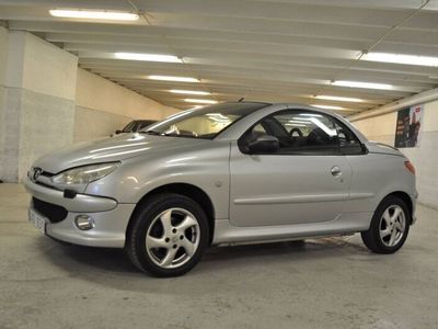 begagnad Peugeot 206 CC 1.6 109hk Sport Cabriolet Nybesiktigad