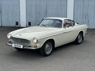 Volvo P1800