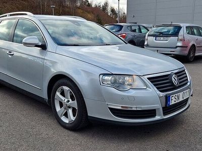 begagnad VW Passat Variant 1.6 TDI BlueM Premium Lane Assist