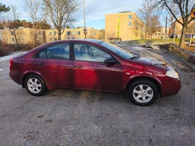 Vinröd metallic Begagnad 2002 Nissan Primera Sedan | 19 000 kr (Lite dyr)