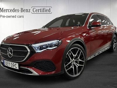 Röd Begagnad 2024 Mercedes E300 Kombi | 729 000 kr (Marknadspris)