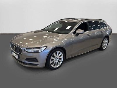 Grå Begagnad 2022 Volvo V90 Momentum Kombi | 319 900 kr (Marknadspris)