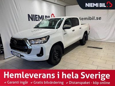 Vit Begagnad 2023 Toyota HiLux Pickup | 549 900 kr (Lite dyr)