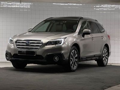 begagnad Subaru Outback 2.5 4WD/ SUMMIT/ LÄDER/ T-LUCKA/DRAG/FULL UTR