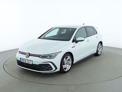 Vit Begagnad 2024 VW Golf VIII GTI | 356 000 kr (Marknadspris)