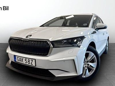 Vit Begagnad 2022 Skoda Enyaq iV SUV | 309 900 kr (Marknadspris)