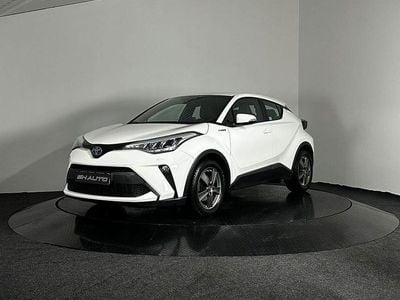 Begagnad Toyota C-HR Active 122 HK (89 kW) 2020 Vit SUV
