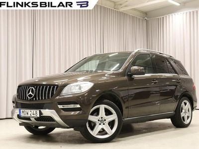 Mörkbrun Begagnad 2011 Mercedes ML350 SUV | 179 900 kr (Marknadspris)
