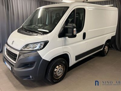 begagnad Peugeot Boxer Van 330 2.0 BlueHDi, Drag, Värmare,