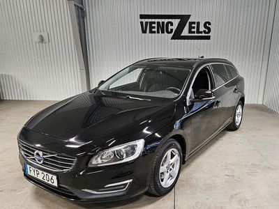Svart Begagnad 2015 Volvo V60 Momentum Kombi | 144 000 kr (Lite dyr)