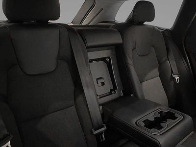 Svart Begagnad 2022 Volvo V90 Core Kombi | 399 000 kr (Marknadspris)