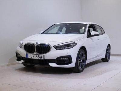 Begagnad BMW 118 Sport Line 136 HK (100 kW) 2022 Okänd Halvkombi