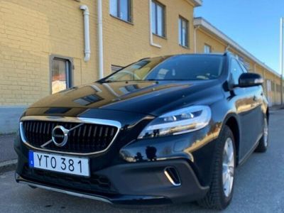 begagnad Volvo V40 CC T3 Geartronic Kinetic Euro 6