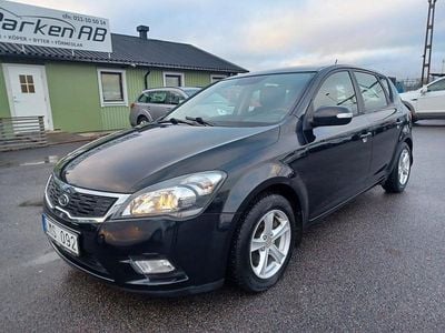Svart Begagnad 2009 Kia Ceed Halvkombi | 39 900 kr (Marknadspris)