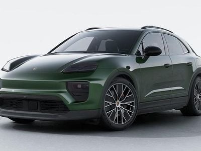 Grön Ny 2025 Porsche Macan SUV | 1 321 000 kr