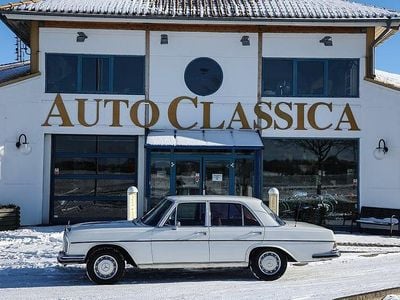 Begagnad Mercedes 280 140 HK (102 kW) 1969 Vit Sedan