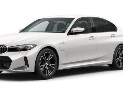Vit Begagnad 2024 BMW 330e Comfort Edition Sedan | 646 300 kr