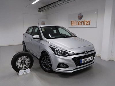 Grå Begagnad 2020 Hyundai i20 Trend Halvkombi | 169 900 kr (Marknadspris)