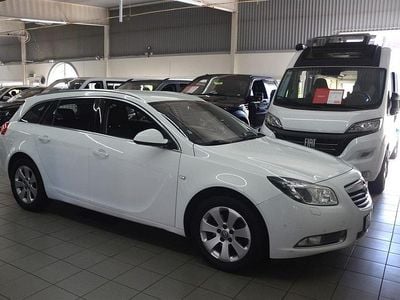Vit Begagnad 2010 Opel Insignia Edition Kombi | 69 900 kr (Dyr)