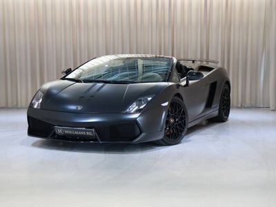 Begagnad Lamborghini Gallardo 561 HK (412 kW) 2010 Flerfärgad Cab
