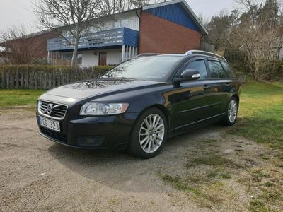 begagnad Volvo V50 D2 Summum 2011 Nybess!