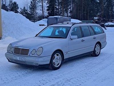 Begagnad 1998 Mercedes E240 Kombi | 15 000 kr