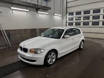 Begagnad BMW 118 143 HK (105 kW) 2008 Halvkombi
