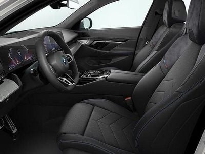 Grå Ny 2026 BMW 530e Comfort Edition Kombi | 713 300 kr