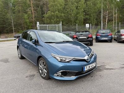 Toyota Auris Hybrid