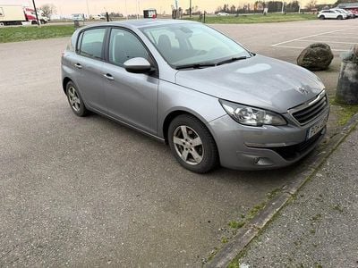 Grå Begagnad 2014 Peugeot 308 Halvkombi | 93 000 kr (Marknadspris)