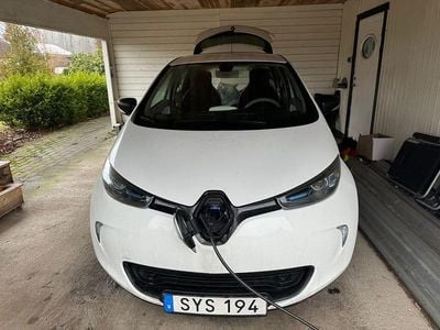 Begagnad Renault Zoe 67 kW (92 HK) 2019 Vit Halvkombi