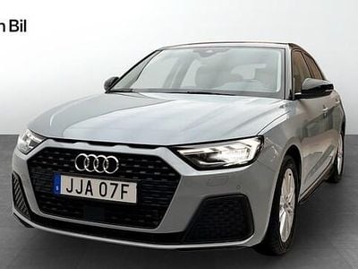 Grå Begagnad 2022 Audi A1 Sportback Proline Halvkombi | 204 000 kr (Marknadspris)