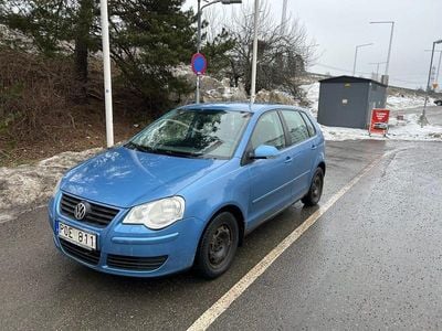 Begagnad VW Polo 80 HK (58 kW) 2007 Halvkombi