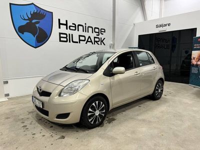 begagnad Toyota Yaris 5-dörrar 1.33 Dual VVT-i 101hk/ NYSERV