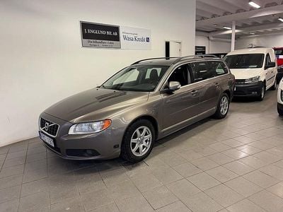 Grå Begagnad 2009 Volvo V70 Momentum Kombi | 59 900 kr (Bra pris)