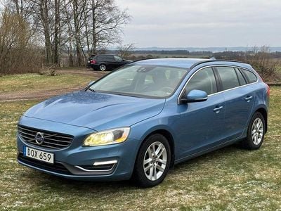 Begagnad 2015 Volvo V60 Kombi | 89 900 kr