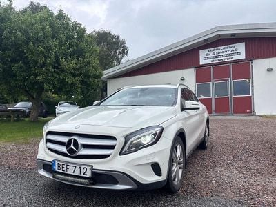 Begagnad Mercedes GLA220 170 HK (125 kW) 2014 Vit SUV