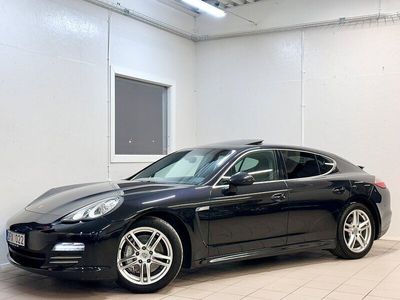 Porsche Panamera 4S