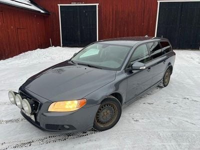 Begagnad 2008 Volvo V70 Kombi | 23 000 kr (Marknadspris)
