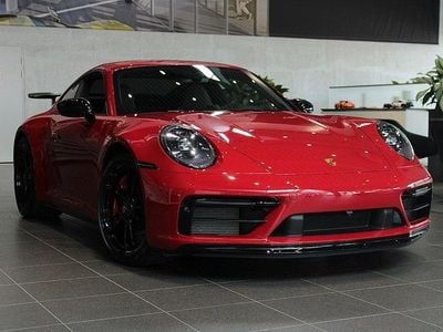 Porsche 911 Carrera 4 GTS