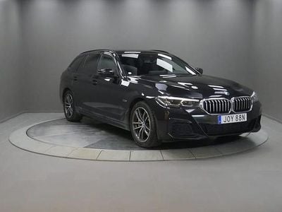 Svart Begagnad 2022 BMW 530 M Sport Kombi | 329 000 kr