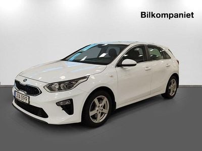 Vit Begagnad 2018 Kia Ceed Halvkombi | 179 800 kr (Marknadspris)