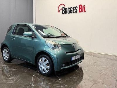 Mörkgrön Begagnad 2009 Toyota iQ Halvkombi | 36 900 kr (Marknadspris)