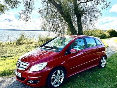 Mercedes B180
