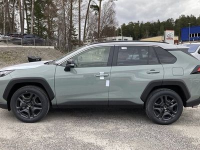 begagnad Toyota RAV4 Hybrid AWD-i ADVENTURE 2,5 BI-TONE JBL 2024 Grön